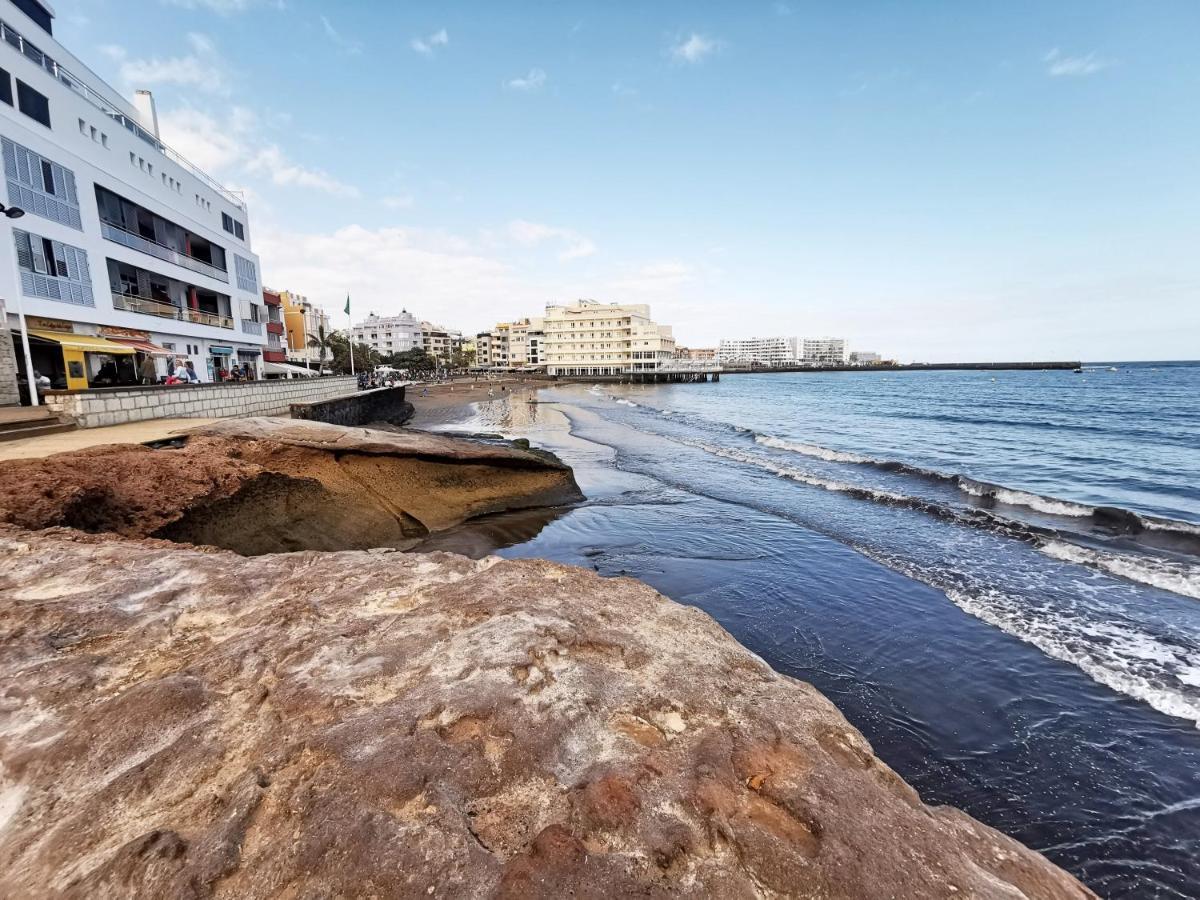 Home2Book Beachfront El Medano Exterior photo